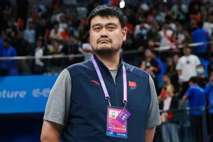 今夜在女子宿舍与你相遇